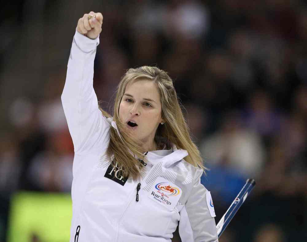 Jason Halstead / Winnipeg Free Press
Skip Jennifer Jones celebrates scoring three against Sherry Middaugh in the second end.
