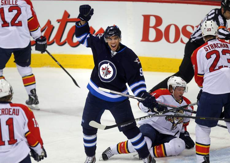 Phil Hossack / Winnipeg Free Press
Winnipeg Jets forward Evander Kane celebrates his goal in the first period against the Florida Panthers.