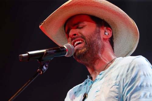 Dean Brody and his Beautiful Freakshow hit Winnipeg