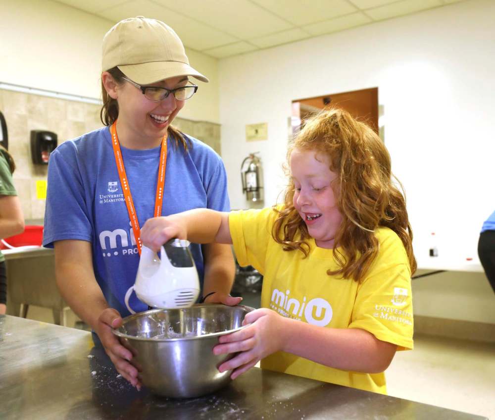 The Kids in the Kitchen program sells out in two minutes, says a Mini U organizer.