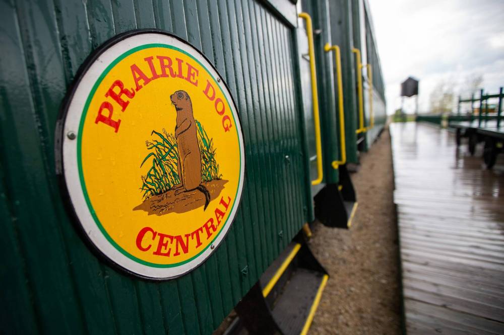 The train was originally set to run passengers from the St. James station to Grosse Isle. (Daniel Crump / Winnipeg Free Press)