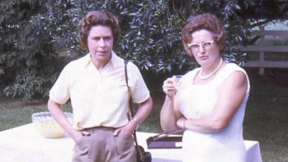 Queen Elizabeth and Nora Bailey at the 1970 backyard gathering south of Carberry, Man. (Courtesy of Brian Bailey)