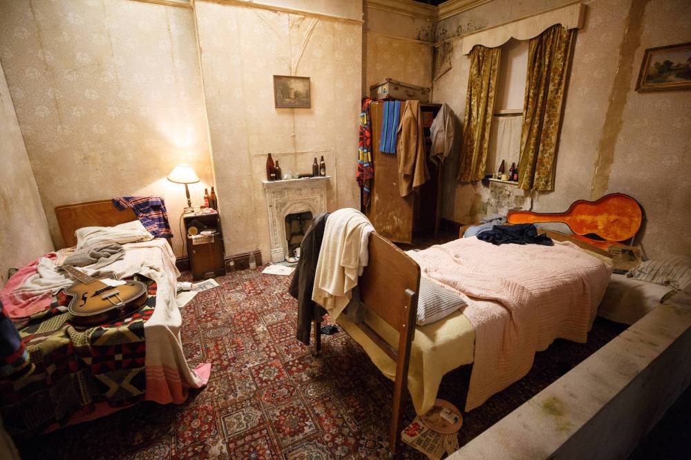 MIKE DEAL / WINNIPEG FREE PRESS
A replica of the band’s flat at 102 Edith Grove in London’s Chelsea neighbourhood is on display at the exhibition.