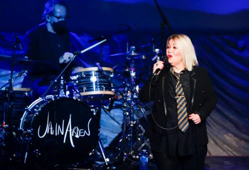 JOHN WOODS / WINNIPEG FREE PRESS
Jann Arden says horses face unbearable conditions on their way to Japan, and some arrive injured or dead.