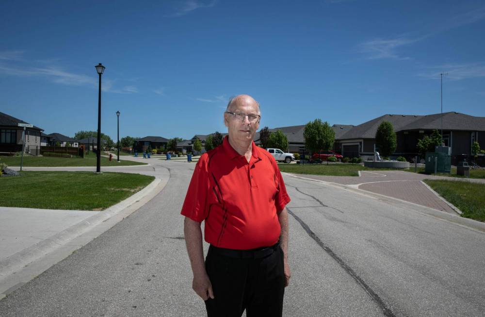 JESSICA LEE / WINNIPEG FREE PRESS
Kerry McInnes has been trying to volunteer with RCMP in a neighbourhood watch program but has not been updated on the status of the program from them.