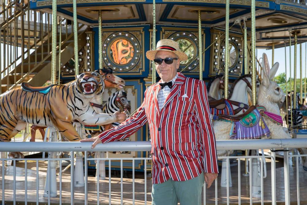 JESSICA LEE / WINNIPEG FREE PRESS
Scooter Korek is ready for crowds to ride the merry-go-round at the Ex.