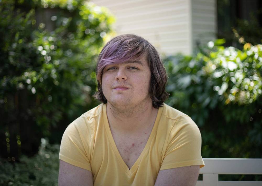 JESSICA LEE / WINNIPEG FREE PRESS
Trinity Wolf, 19, was subjected to homophobic comments from two co-workers at a gas station. Trinity has since quit and works at another job.