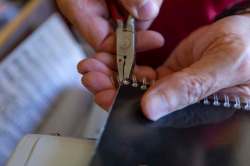 SASHA SEFTER / WINNIPEG FREE PRESS
Sarmatiuk winds the coil by hand.