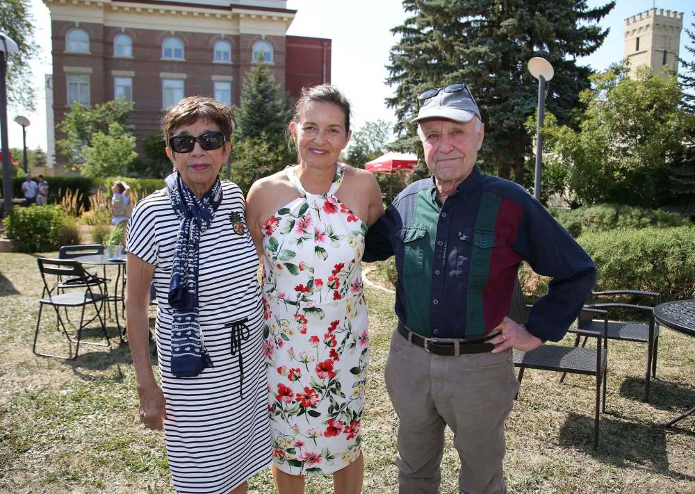 The Social Page – Winnipeg Free Press