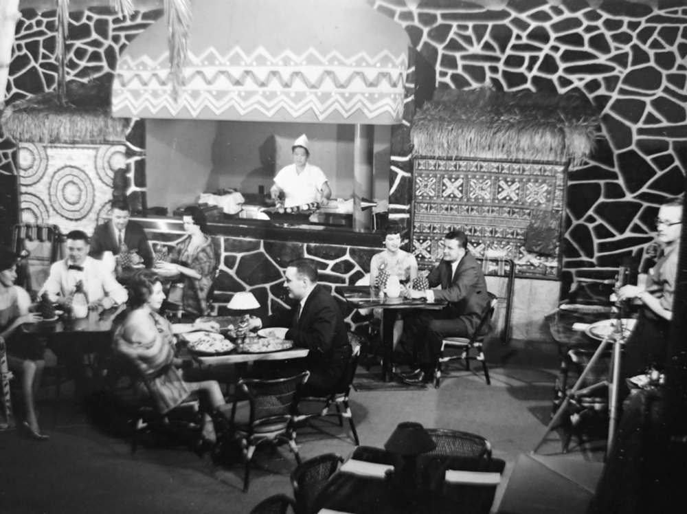 Archives of Manitoba
The Beachcomber Restaurant, seen here in 1962, operated in the Carlton Motor Hotel at 220 Carlton St. until 1990.