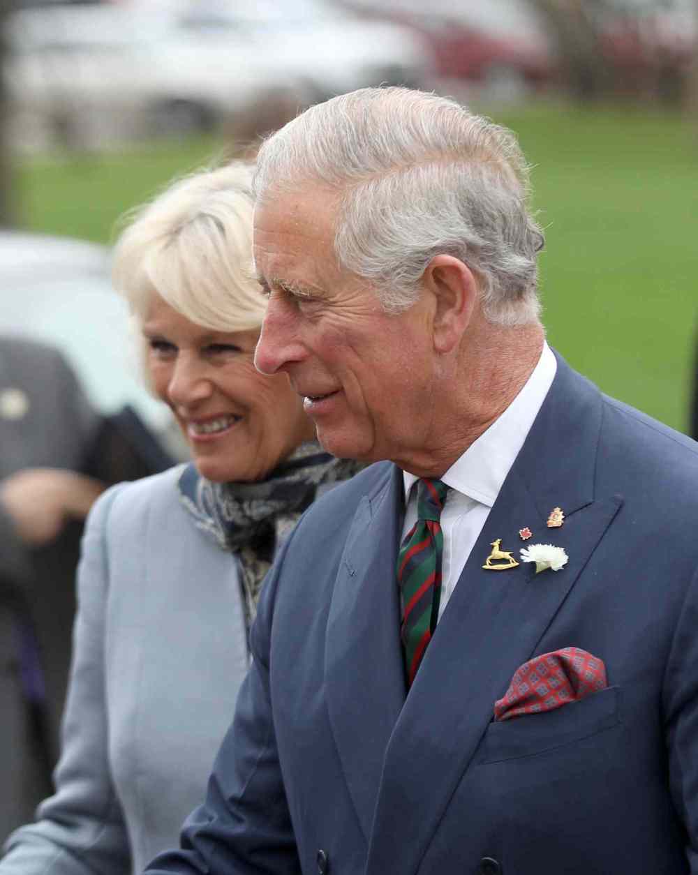 JOE BRYKSA / WINNIPEG FREE PRESS
Prince Charles and the Duchess of Cornwall arrive at the Assiniboine Park Pavilion Gallery.