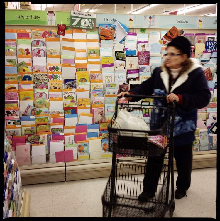Mike Deal / Winnipeg Free Press
A shopper stocking up on cards.