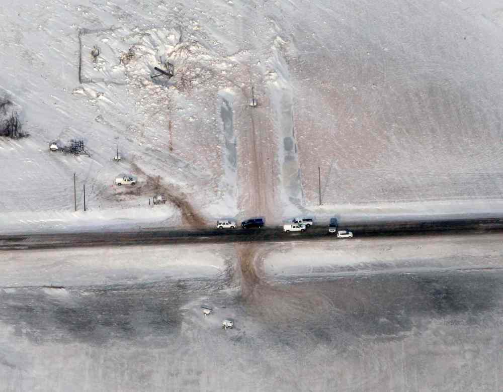Joe Bryksa / Winnipeg Free Press
Aerial view Monday of the site of the TransCanada pipeline explosion and fire.