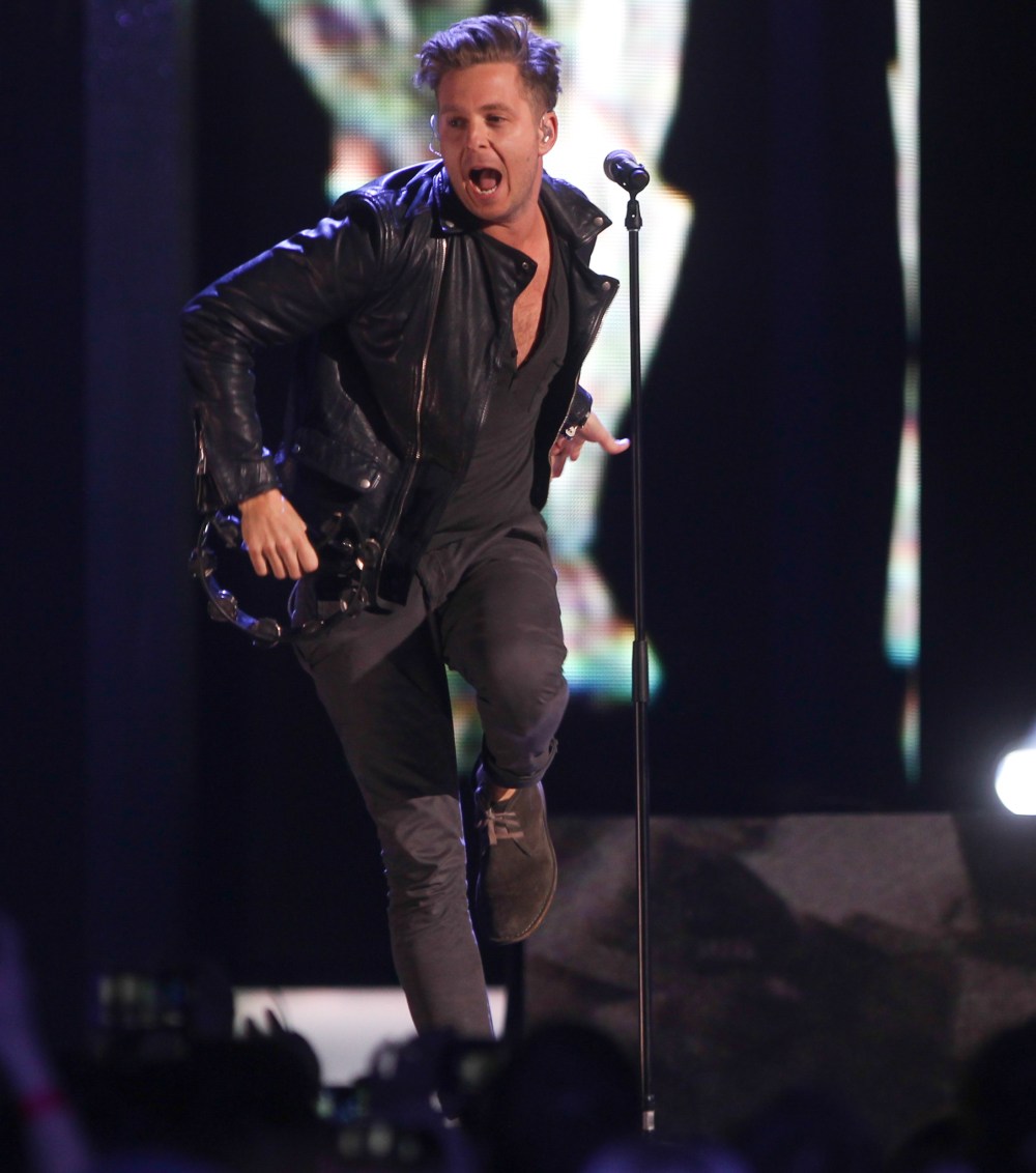 Joe Bryksa/ Winnipeg Free Press
OneRepublic performs at 2014 Juno Awards.
(Joe Bryksa/ Winnipeg Free Press)