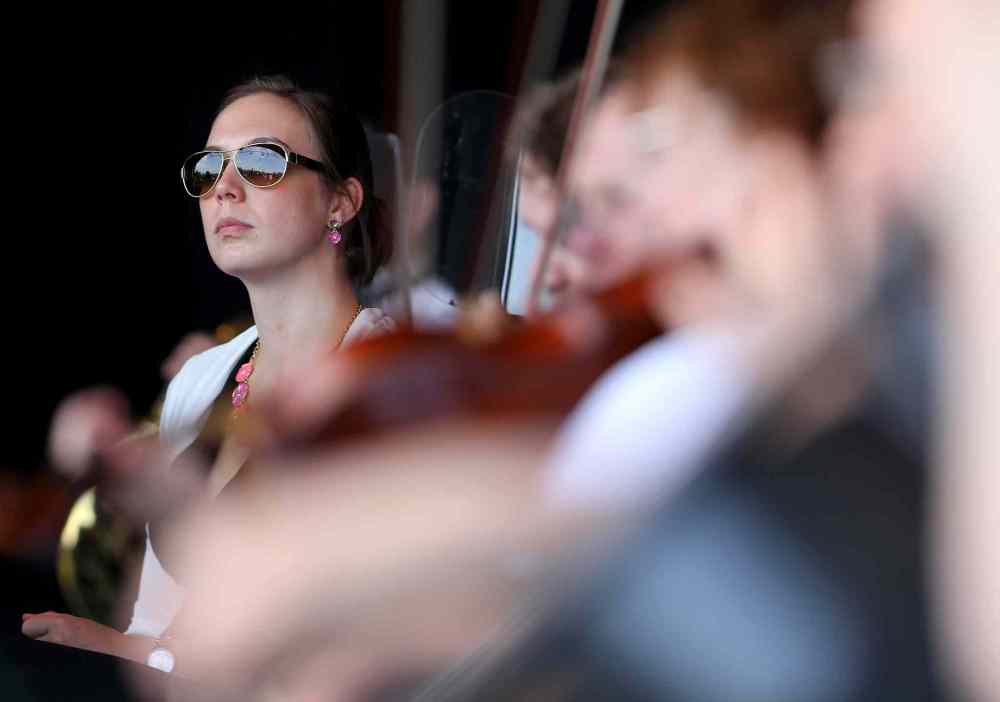 Trevor Hagan / Winnipeg Free Press
The WSO performs in Assiniboine Park Sunday.
