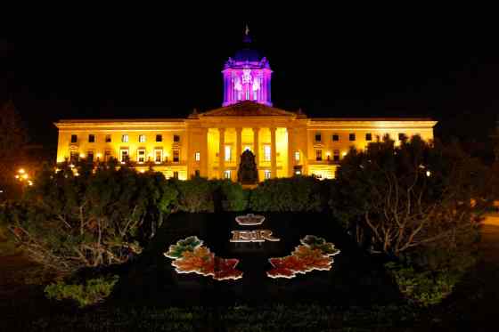 Winnipeg Free PressThe Manitoba Legislature is lit with a emblem recognizing Queen Elizabeth's reign Tuesday.