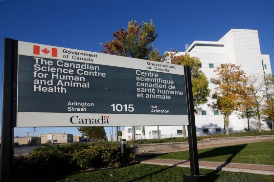 JOHN WOODS / WINNIPEG FREE PRESSThe National Microbiology Lab on Arlington Street (John Woods / Winnipeg Free Press files)