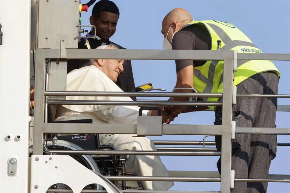Pope Francis arrives at Rome's Leonardo da Vinci International airport Sunday, July 24, 2022, to board a flight to Edmonton, where he will start a six-day pastoral visit to the country. THE CANADIAN PRESS/AP/Riccardo de Luca