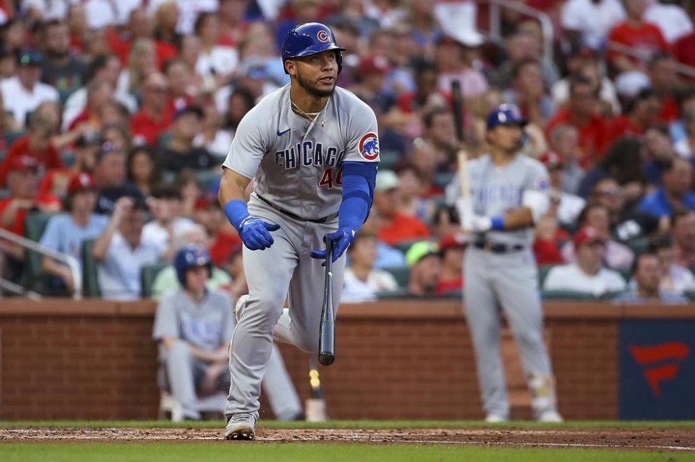 Chicago Cubs' Willson Contreras watches his triple against the St. Louis Cardinals during the third inning of a baseball game Tuesday, Aug. 2, 2022, in St. Louis. (AP Photo / Scott Kane)