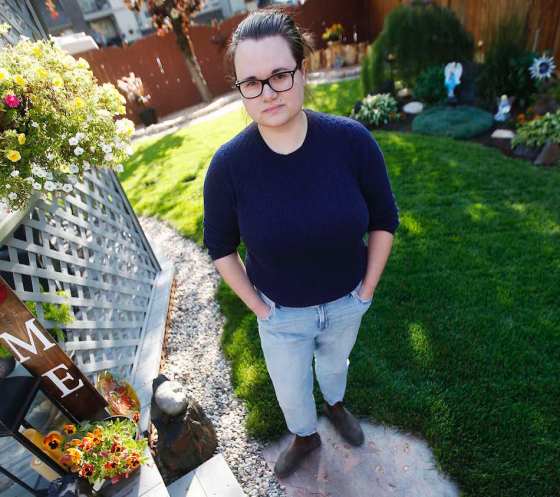 JOHN WOODS / WINNIPEG FREE PRESSKailynn Newediuk has not yet received her vaccination card. (John Woods / Winnipeg Free Press)