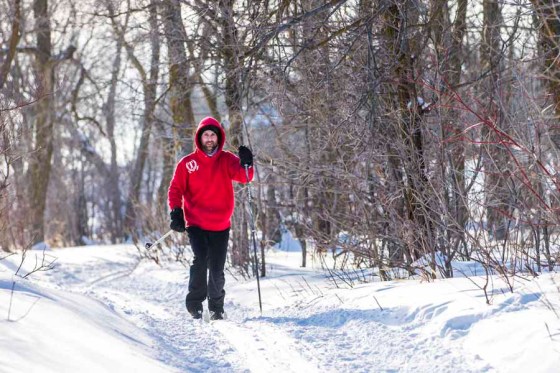 Chad Petriw, who is training for an overnight ski trip, does some cross-country skiing at Beaudry Provincial Park west of Winnipeg on Monday. (Mikaela MacKenzie / Winnipeg Free Press)