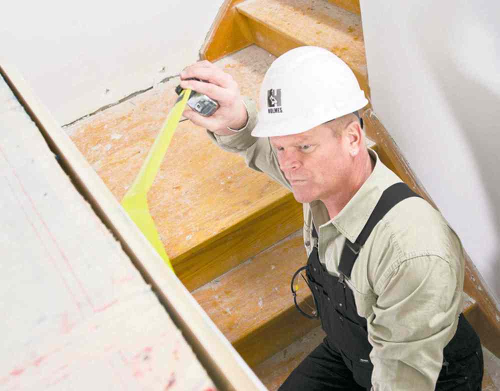 CP
For safety reasons it is necessary for every step in a staircase to be properly spaced and solidly built.