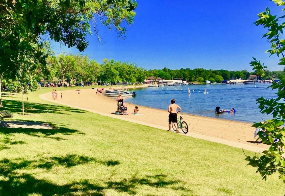 Detroit Lakes loaded with fun Winnipeg Free Press