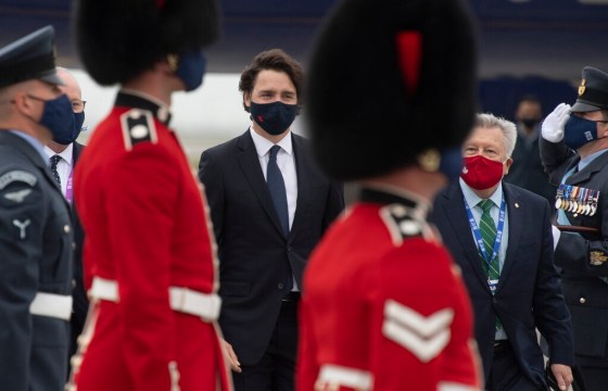 CPPrime Minister Justin Trudeau arrives in England on Thursday. (Adrian Wyld / The Canadian Press)
