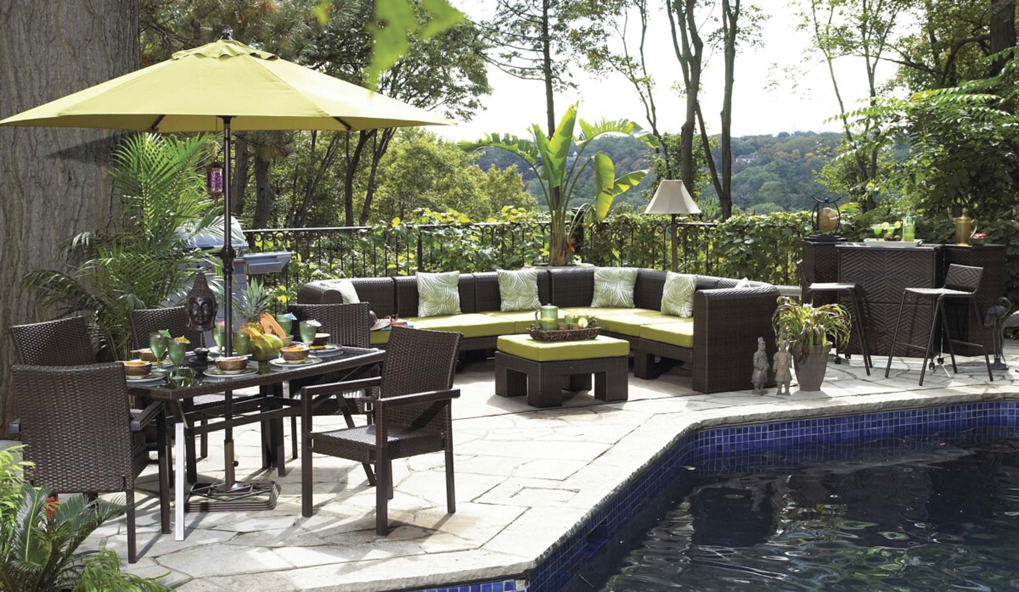 Choose outdoor furniture that will LAST Winnipeg Free Press