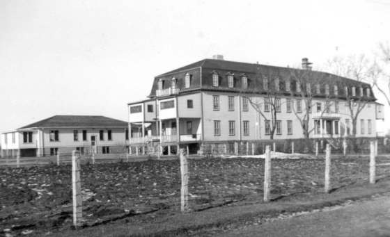 The Fort Alexander Indian Residential School (Archives of the Missionary Oblate Sisters)