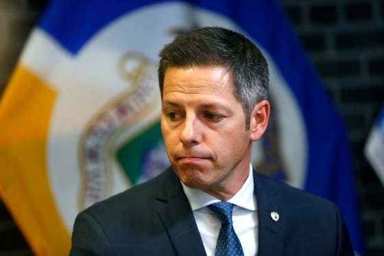 WAYNE GLOWACKI / WINNIPEG FREE PRESSMayor Brian Bowman