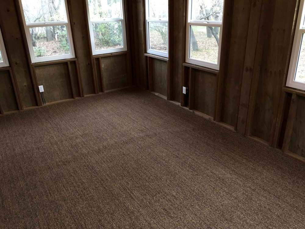 Marc LaBossiere / winnipeg free press
The alterations to the pergola plan led to the addition of interior lighting, electrical outlets and indoor/outdoor carpet. The interior walls were left unfurnished to give things a rustic feel.