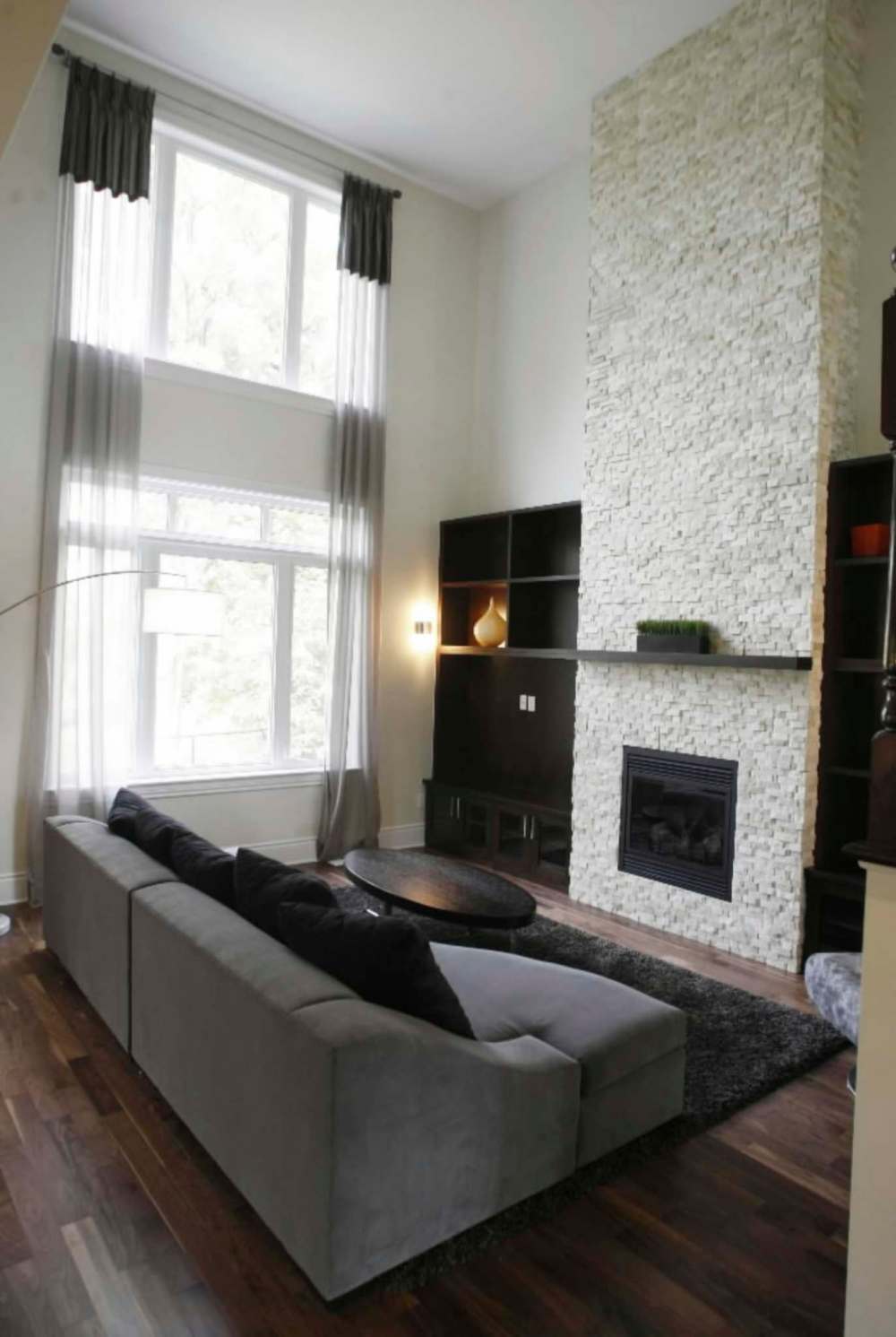 Jean Levac / Ottawa Citizen files
Mould and mildew on window caulking could be the result of high humidity levels.