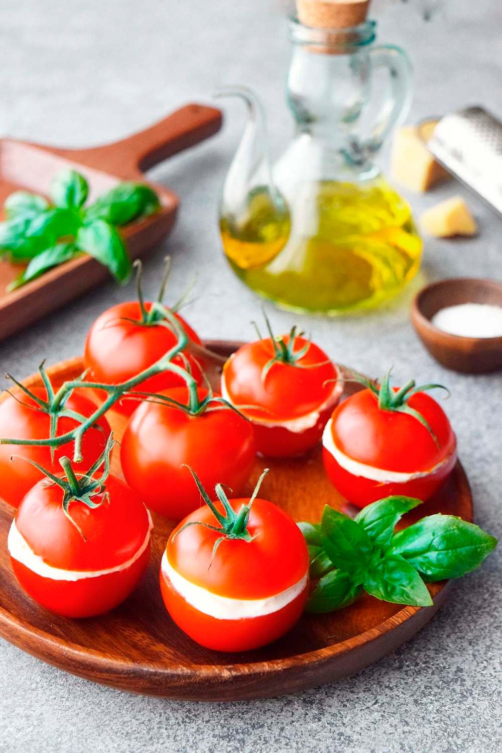 Julia Bimbat
By this time next year, you could be using fresh tomatoes from Vermillion Growers for your favourite stuffed tomatoes recipe.
