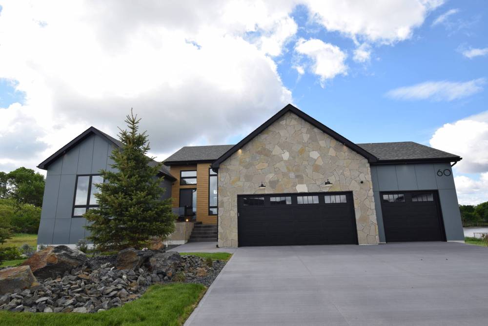 Extraordinary in every way in Taylor Farm Winnipeg Free Press