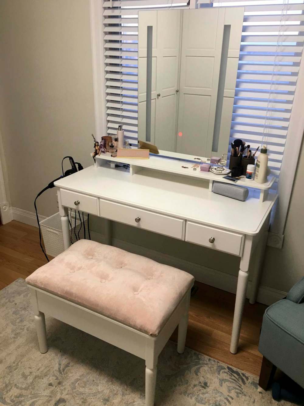 Reupholstering his way into her heart Winnipeg Free Press