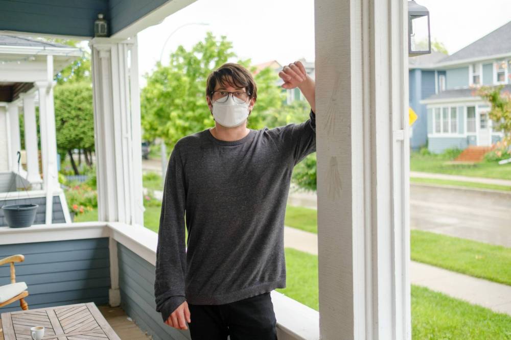 MIKE SUDOMA / WINNIPEG FREE PRESSMatt Schellenberg of the band Royal Canoe still wears a mask in most public settings and wonders why most people are now going maskless.