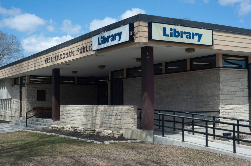 WINNIPEG FREE PRESS FILES
City council rejected a proposal this spring that would have seen the city relocate the library branch to a leased space inside the Garden City Shopping Centre and close the 365 Jefferson Ave. site.