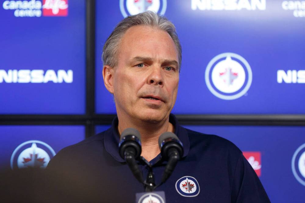MIKE DEAL / WINNIPEG FREE PRESS files
Winnipeg Jets GM Kevin Cheveldayoff needs to build a team for immediate success.