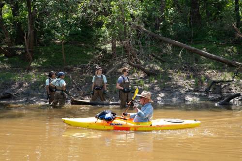 ETHAN CAIRNS / WINNIPEG FREE PRESS 
The mission of Save Our Seine, mostly in the hands of volunteers like Rishtia Rajib, Brittany Guarino, Abby Rodrigue and Barbara Farpelha, to monitor and clean up the river to keep it accessible to kayakers and other nature enthusiasts.
