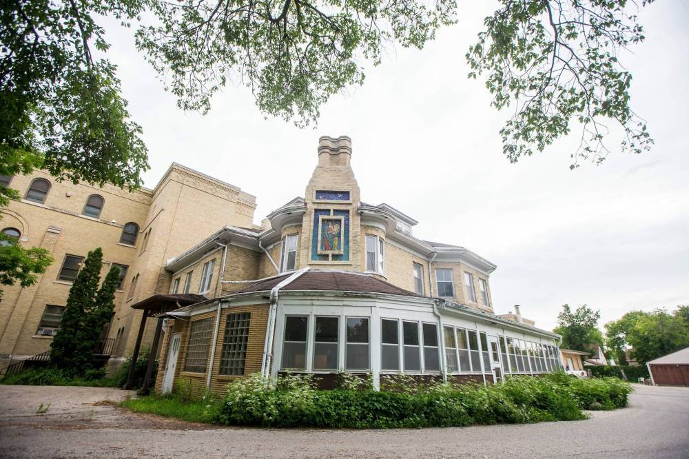 MIKAELA MACKENZIE / WINNIPEG FREE PRESS
Leacock House at 442 Scotia St. is located behind the main Marymound building. The social services organization is seeking permission to tear the house down.