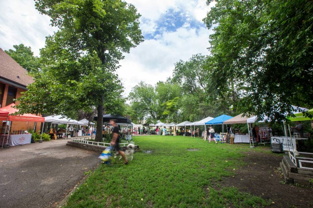 MIKAELA MACKENZIE / WINNIPEG FREE PRESS
The Wolseley Farmers Market is held every Tuesday and Thursday at Robert A. Steen Community Centre.