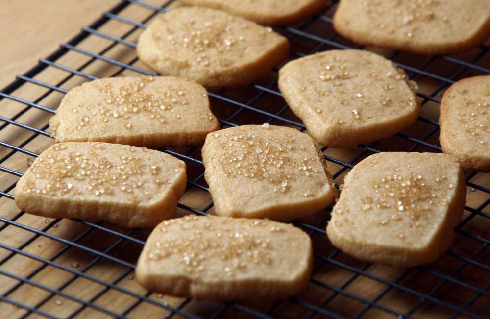 Heat frozen shortbread cookies in oven for crispness – Winnipeg Free Press