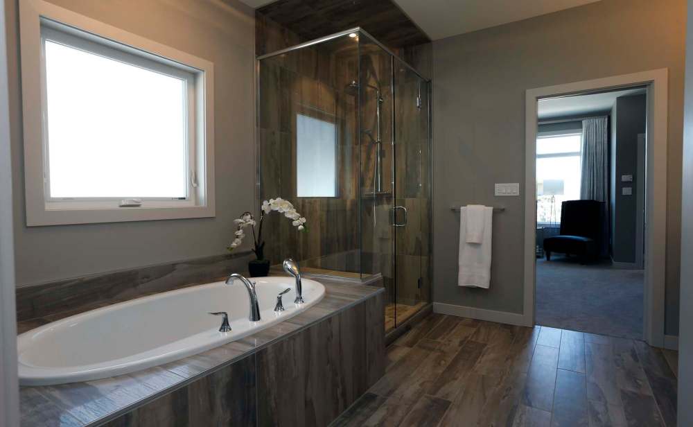 Roomy with a VIEW Winnipeg Free Press