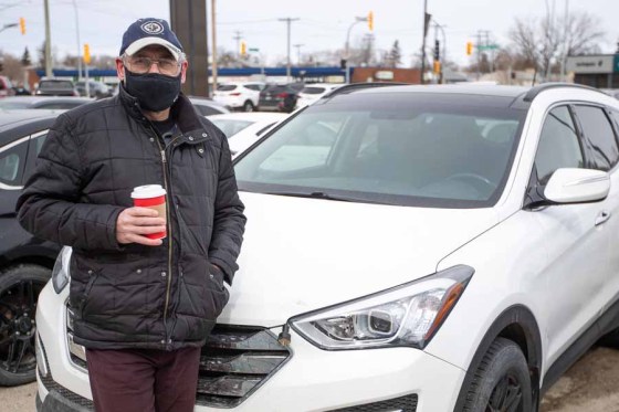 Daniel CrumpCharleswood resdient D’Arcy Mykietowich found his car in a parking lot months after it was stolen. (Daniel Crump / Winnipeg Free Press)