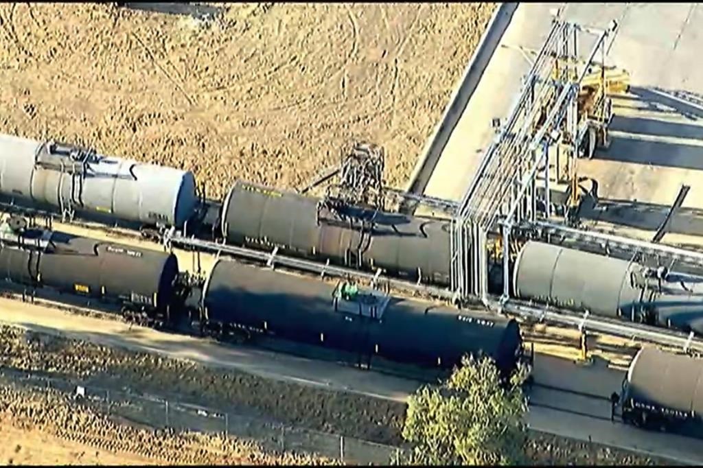 Boiling chemical on rail car forces evacuation in California Winnipeg