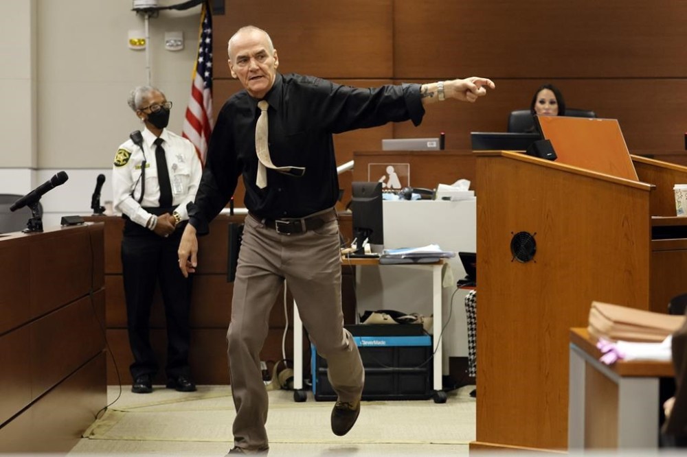 Steven Schusler demonstrates in court how Marjory Stoneman Douglas High School shooter Nikolas Cruz ran down the street in an uncoordinated fashion with what Schusler alternately described as