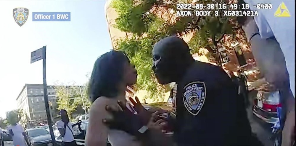 Video of detective hitting woman prompts NYPD investigation – Winnipeg ...