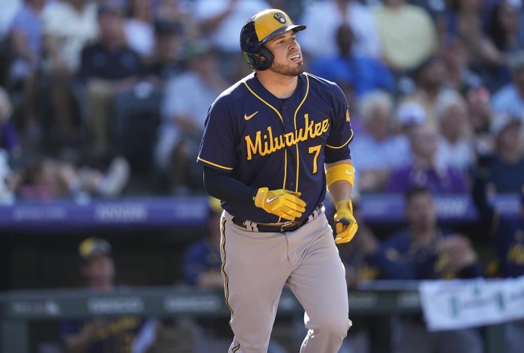 Caratini lifts Brewers over Rox, Counsell earns win No. 600 Winnipeg