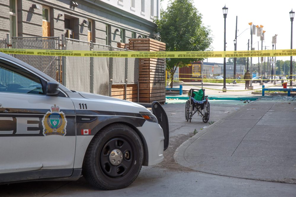 MIKE DEAL / WINNIPEG FREE PRESS
Winnipeg police major crimes unit is investigating three assaults on men that took place in the Main Street area over the span of a few hours.